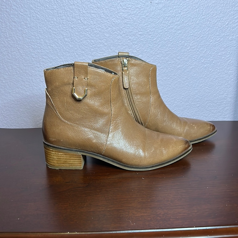 Cole Hann Authentic pointed leather Boots